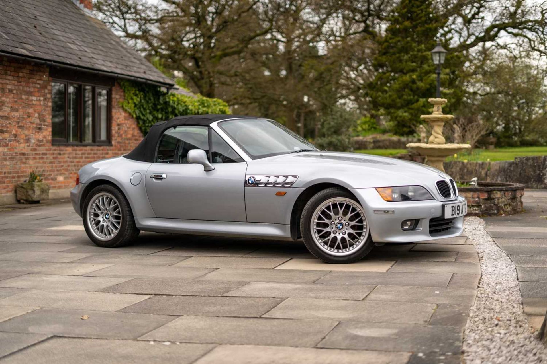 1997 BMW Z3 2.8 Same family ownership for 22 years, Desirable manual with 12 months MOT  - Image 3 of 66