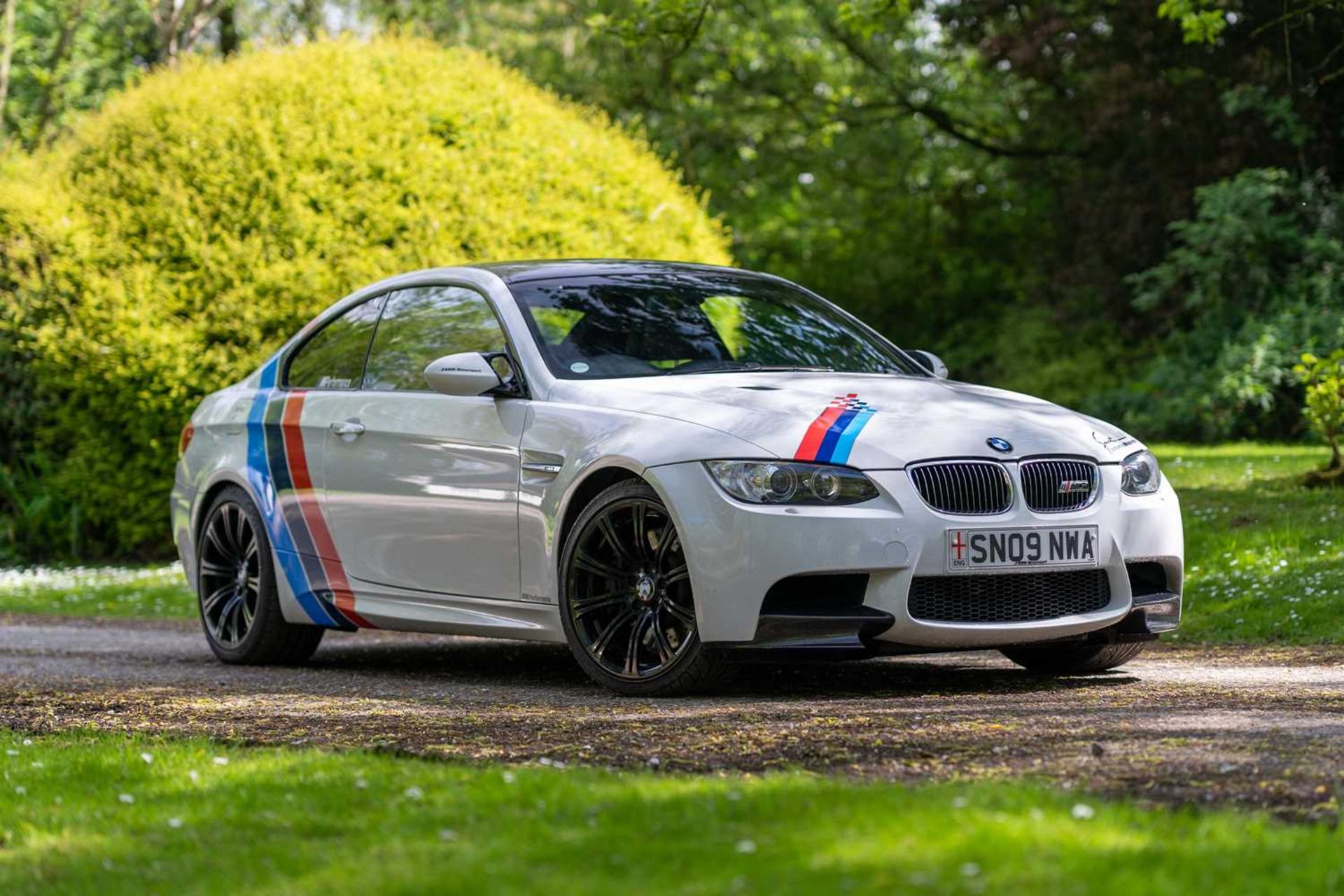 2009 BMW E92 M3  Sought after manual gearbox