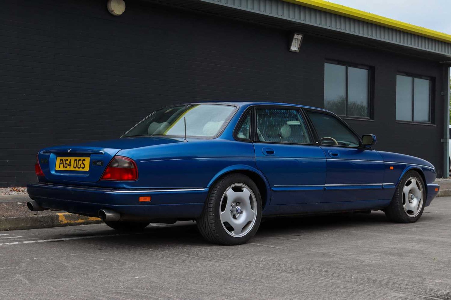 1996 Jaguar XJR 4.0 *** NO RESERVE *** - Image 8 of 59