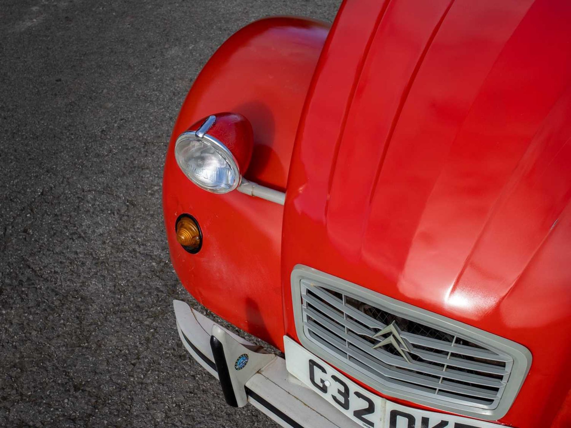 1989 Citroën 2CV6 Spécial Believed to have covered a credible 15,000 miles - Image 94 of 113