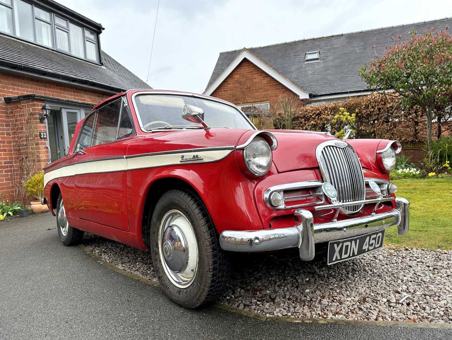 1961 Singer Gazelle Convertible Comes complete with overdrive, period radio and badge bar - Image 13 of 95