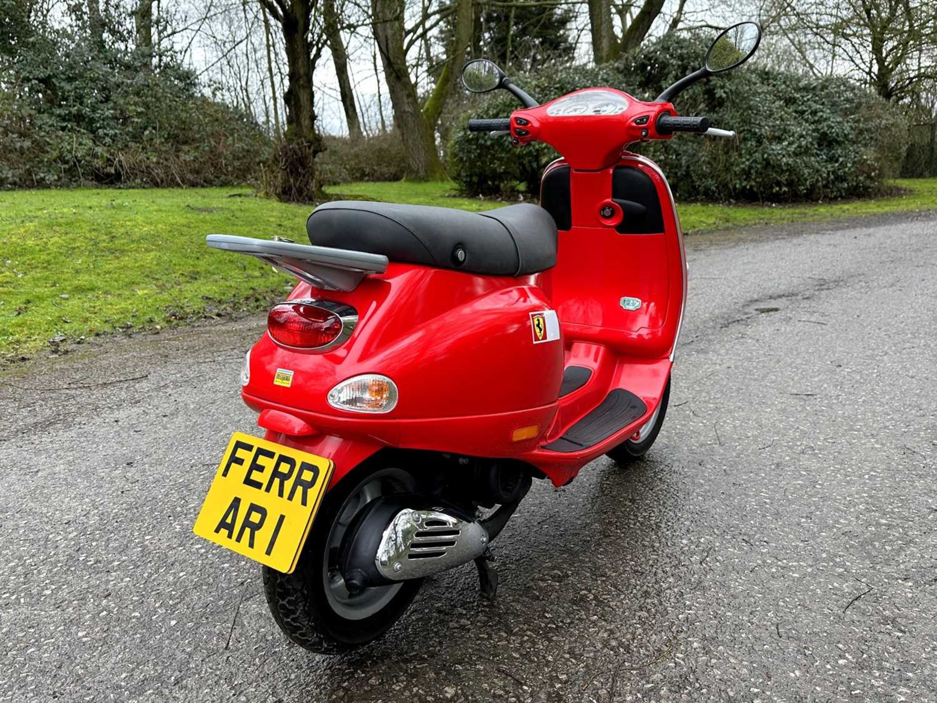 2003 Vespa ET4 125cc Pit Bike Believed to be one of 20 for the use of the Schumacher Scuderia Ferrar - Bild 17 aus 51