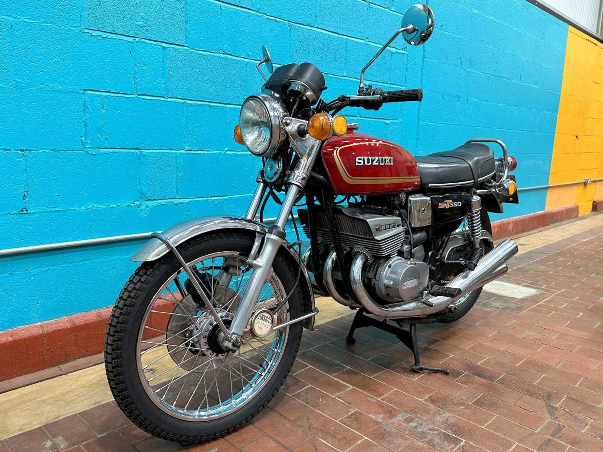 1974 Suzuki GT380 - Bild 6 aus 34