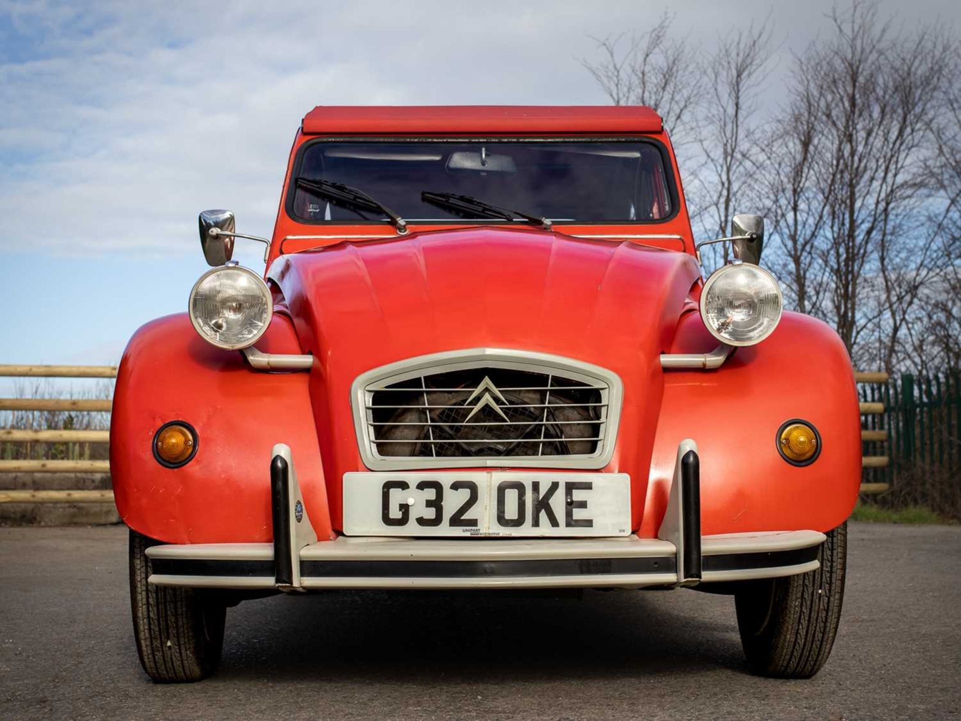 1989 Citroën 2CV6 Spécial Believed to have covered a credible 15,000 miles - Image 4 of 113
