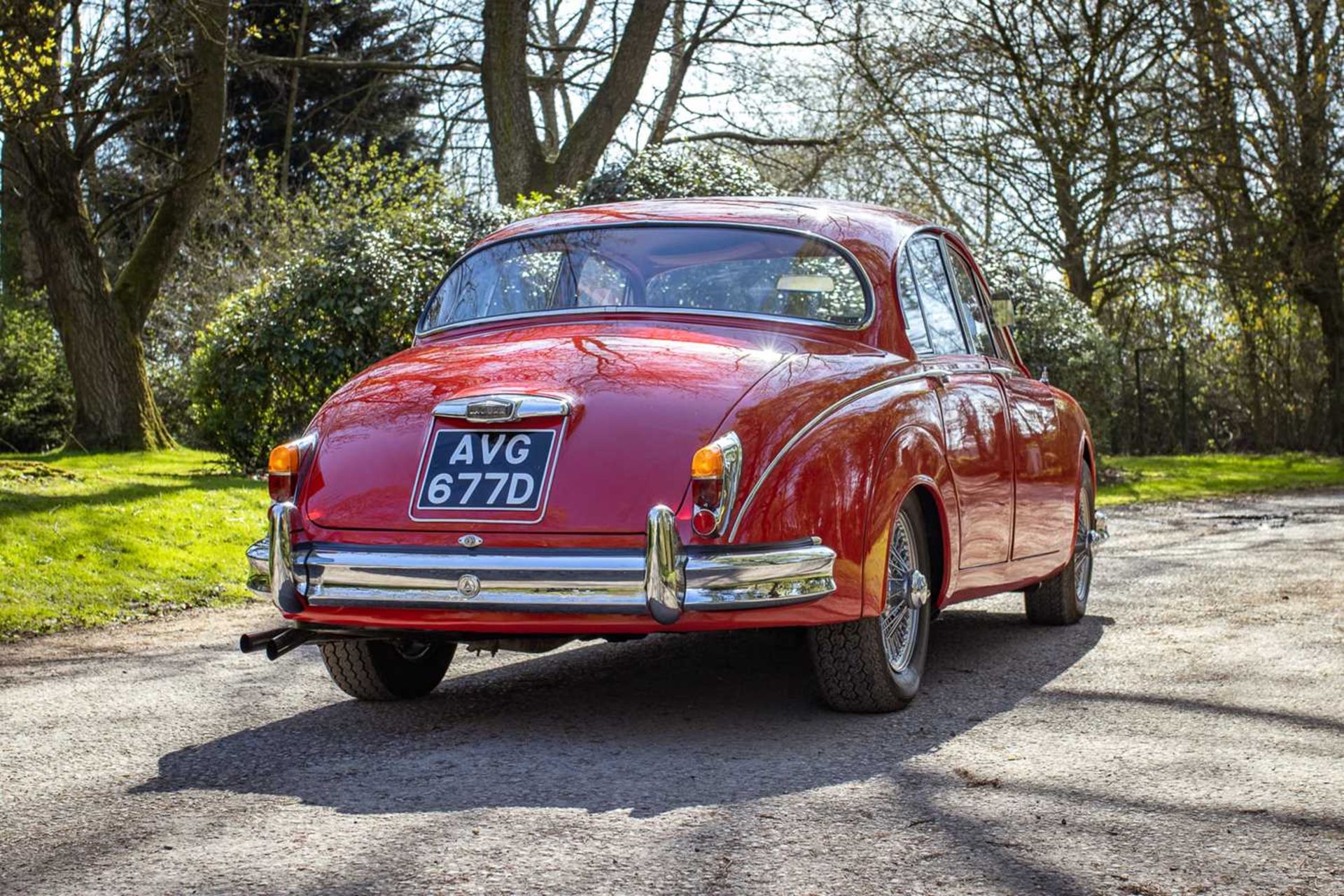 1966 Jaguar MKII 2.4 Believed to have covered a credible 19,000 miles, one former keeper  - Bild 43 aus 86