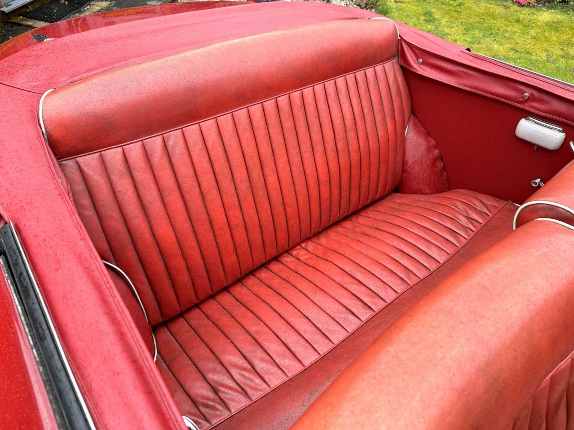 1961 Singer Gazelle Convertible Comes complete with overdrive, period radio and badge bar - Bild 58 aus 95