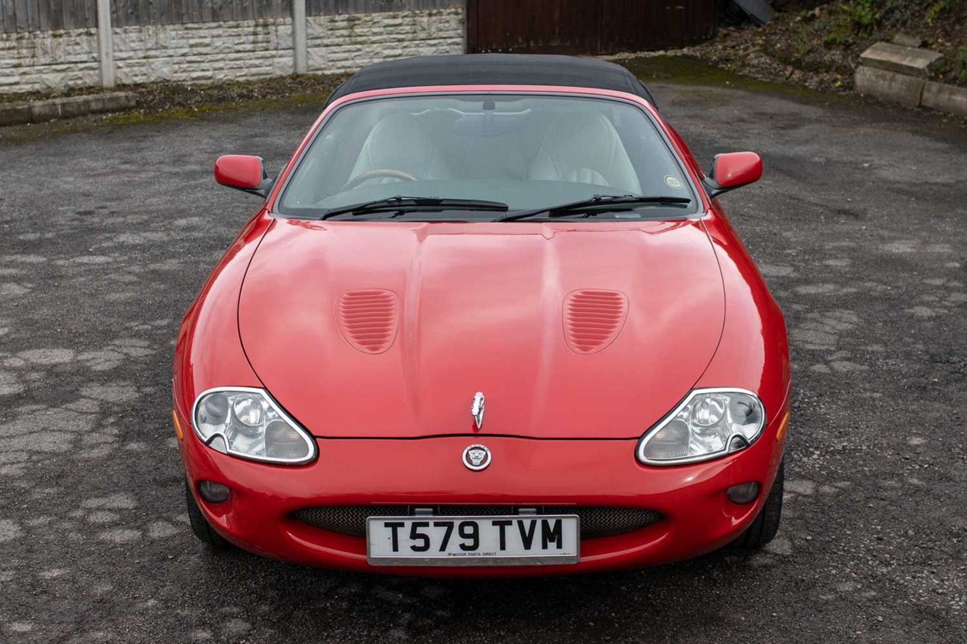 1999 Jaguar XKR Convertible  *** NO RESERVE *** - Image 12 of 114