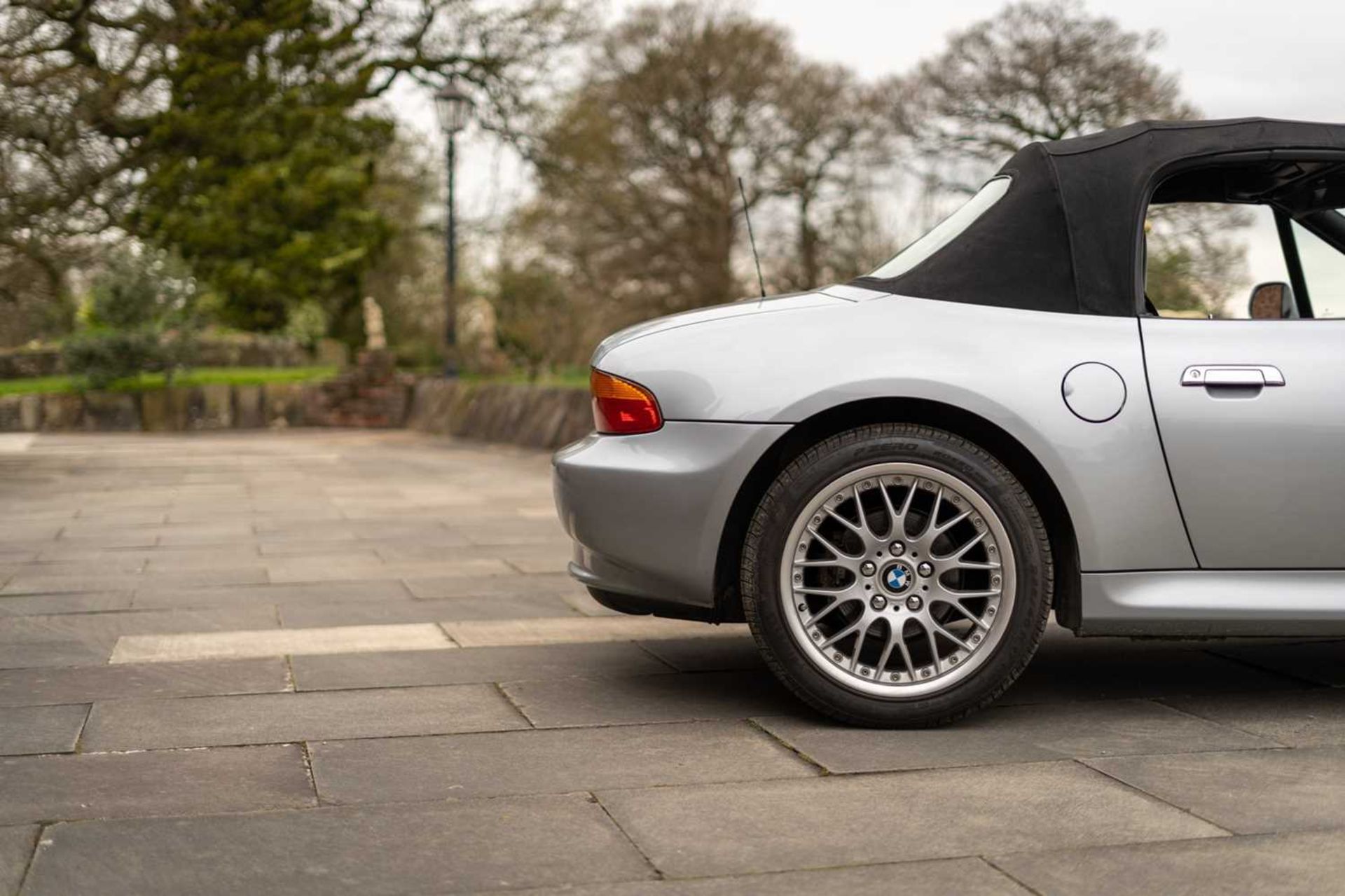 1997 BMW Z3 2.8 Same family ownership for 22 years, Desirable manual with 12 months MOT  - Image 17 of 66