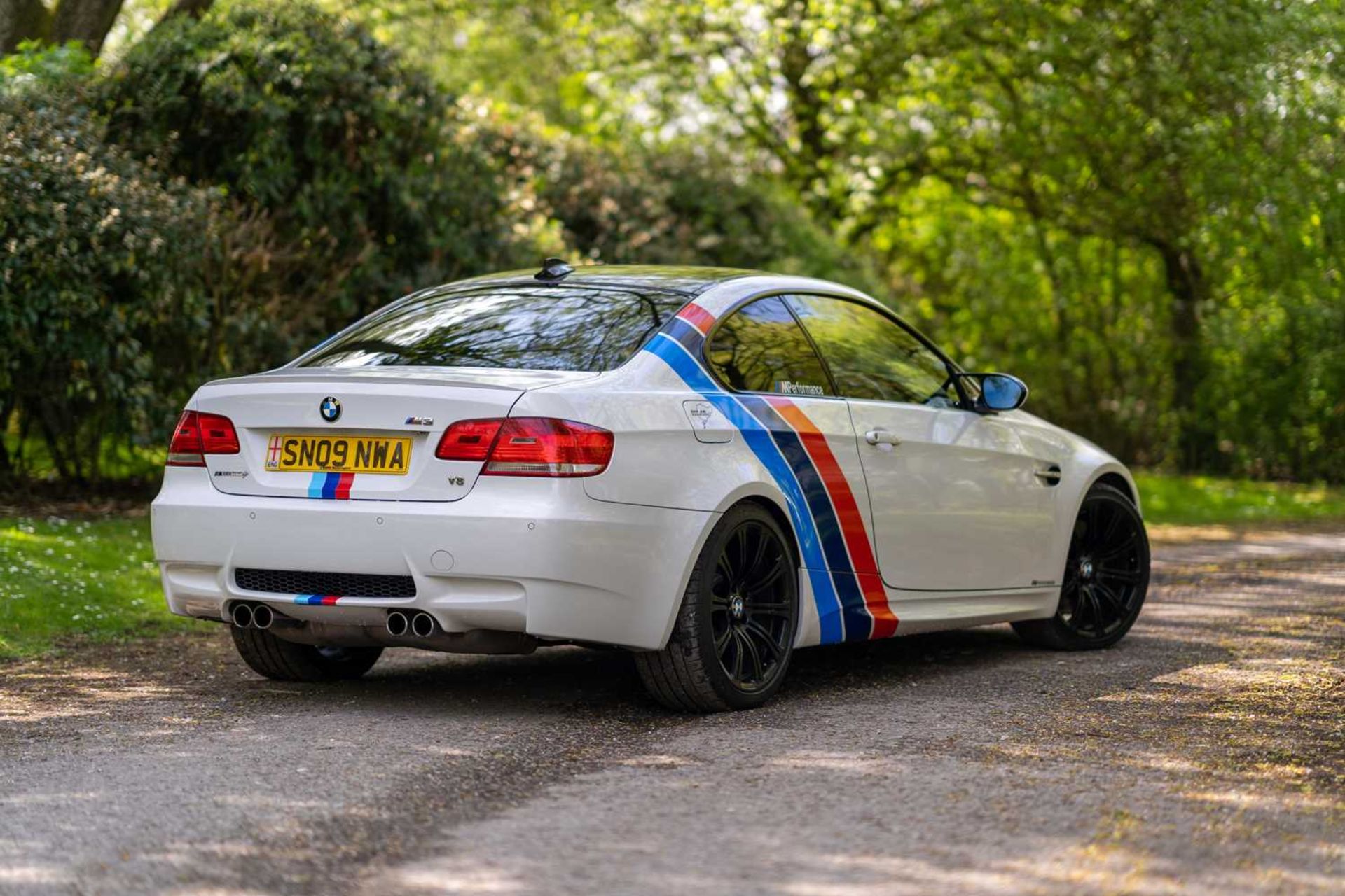 2009 BMW E92 M3  Sought after manual gearbox - Image 8 of 65