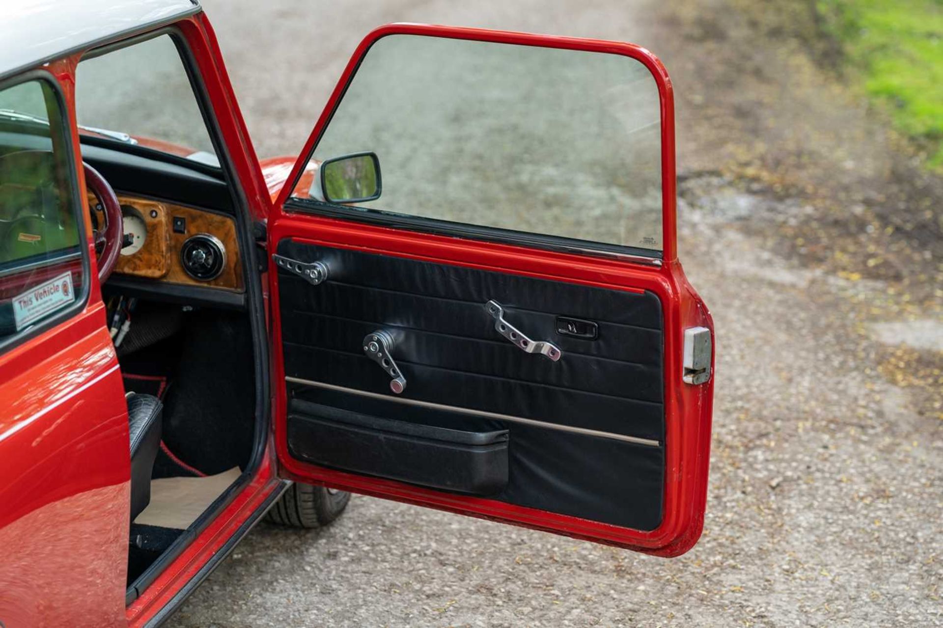 1996 Rover Mini Cooper - 35th Anniversary Edition Factory fitted air conditioning  - Image 23 of 58