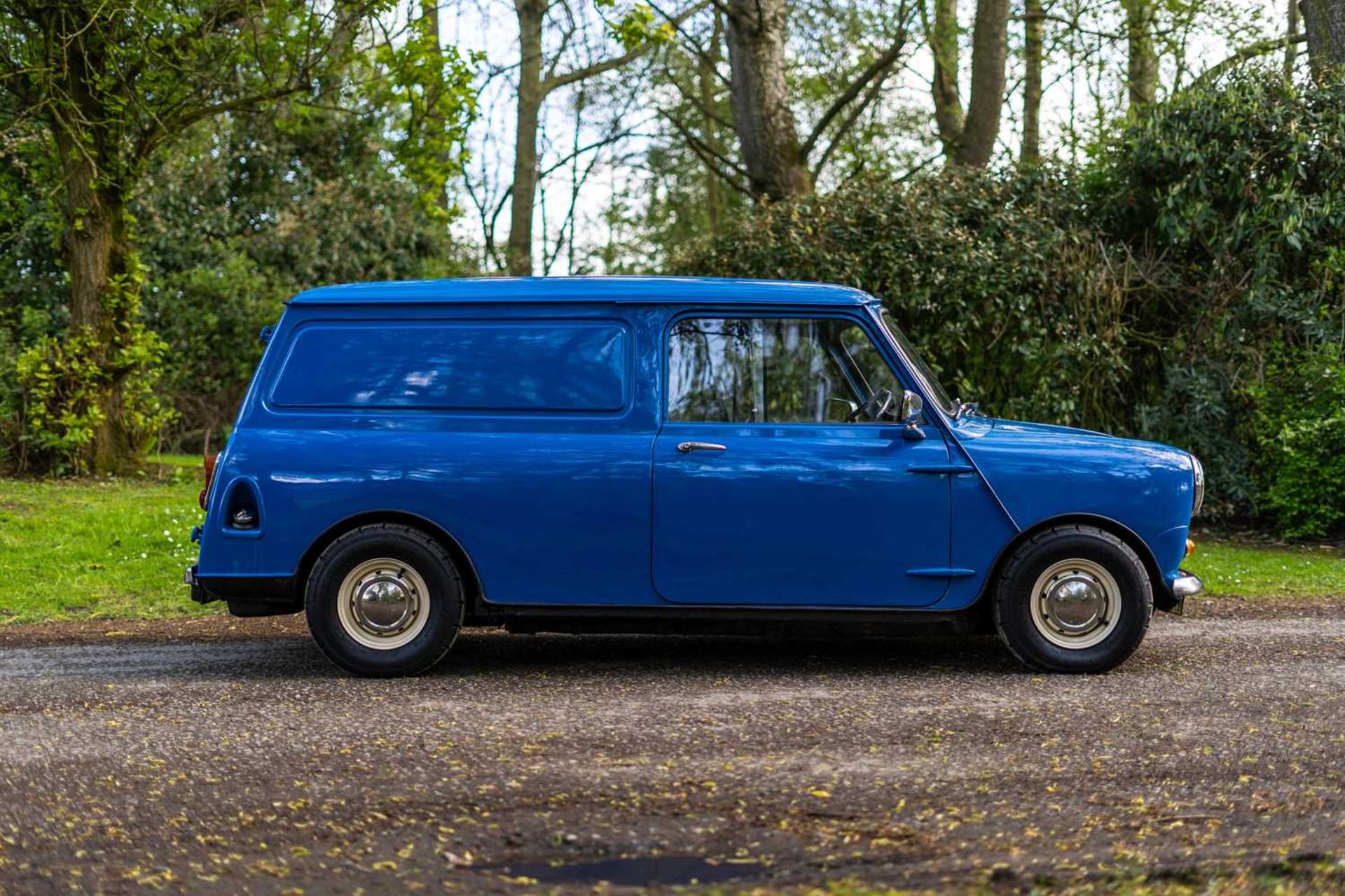 1975 Morris Mini Van A very well-presented, 82,000 mile example - Image 9 of 47