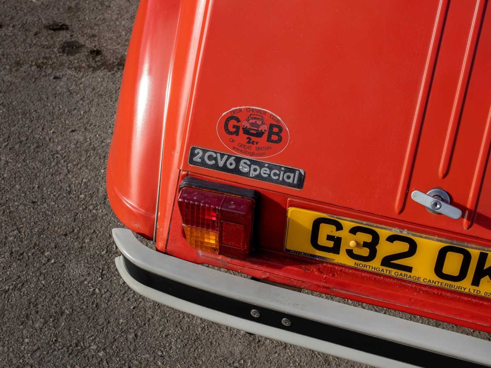 1989 Citroën 2CV6 Spécial Believed to have covered a credible 15,000 miles - Image 101 of 113