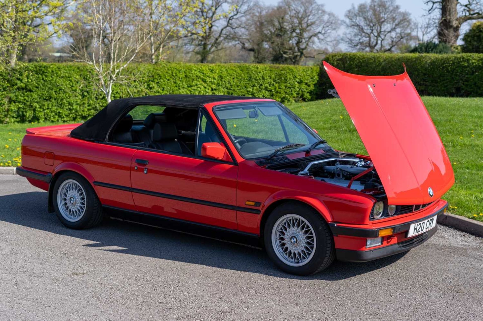 1990 BMW 325i Cabriolet  Desirable Manual gearbox, complete with hard top  - Image 43 of 72