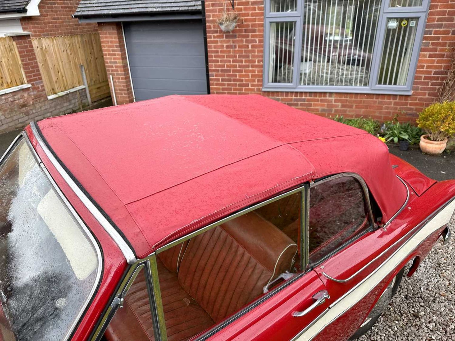 1961 Singer Gazelle Convertible Comes complete with overdrive, period radio and badge bar - Bild 78 aus 95