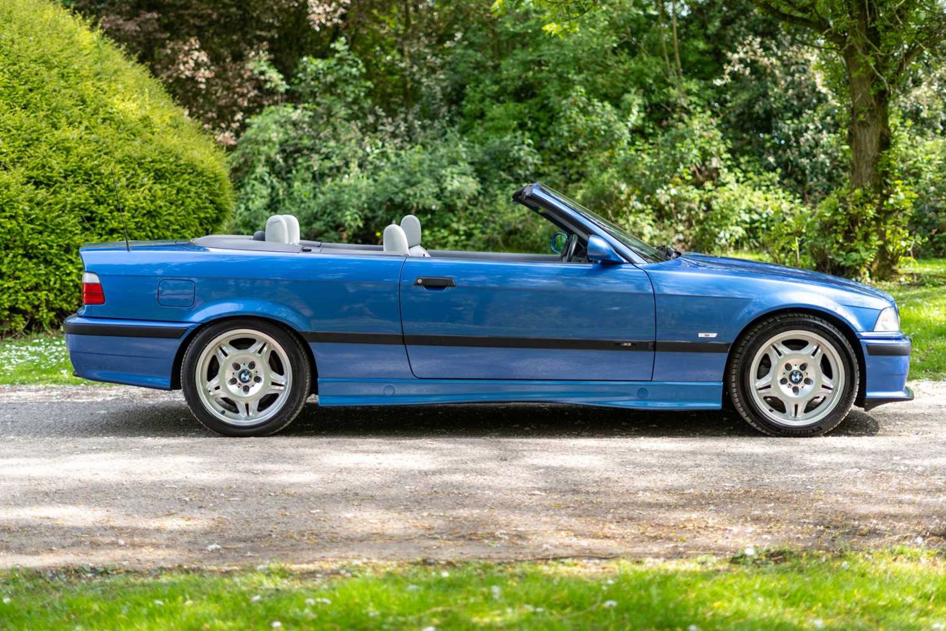1998 BMW M3 Evolution Convertible Only 54,000 miles and full service history - Image 82 of 89