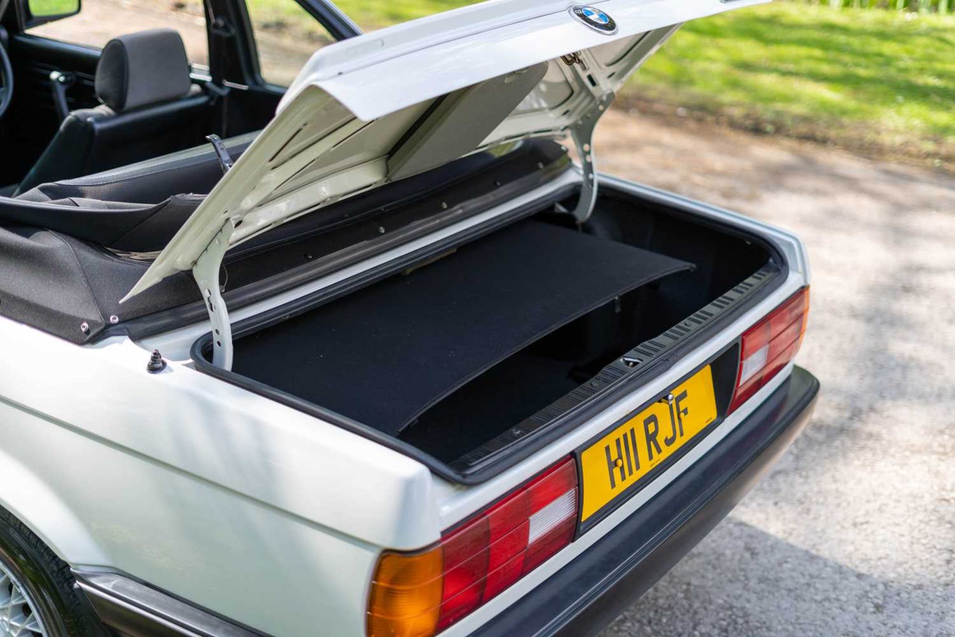 1991 BMW 318i Baur Cabriolet Supplied with full service history - Image 54 of 59