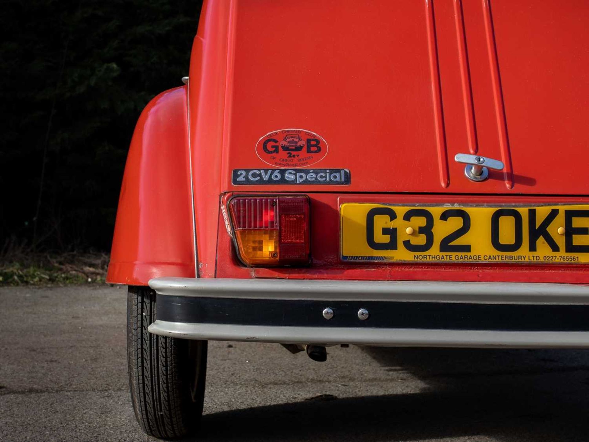 1989 Citroën 2CV6 Spécial Believed to have covered a credible 15,000 miles - Image 99 of 113