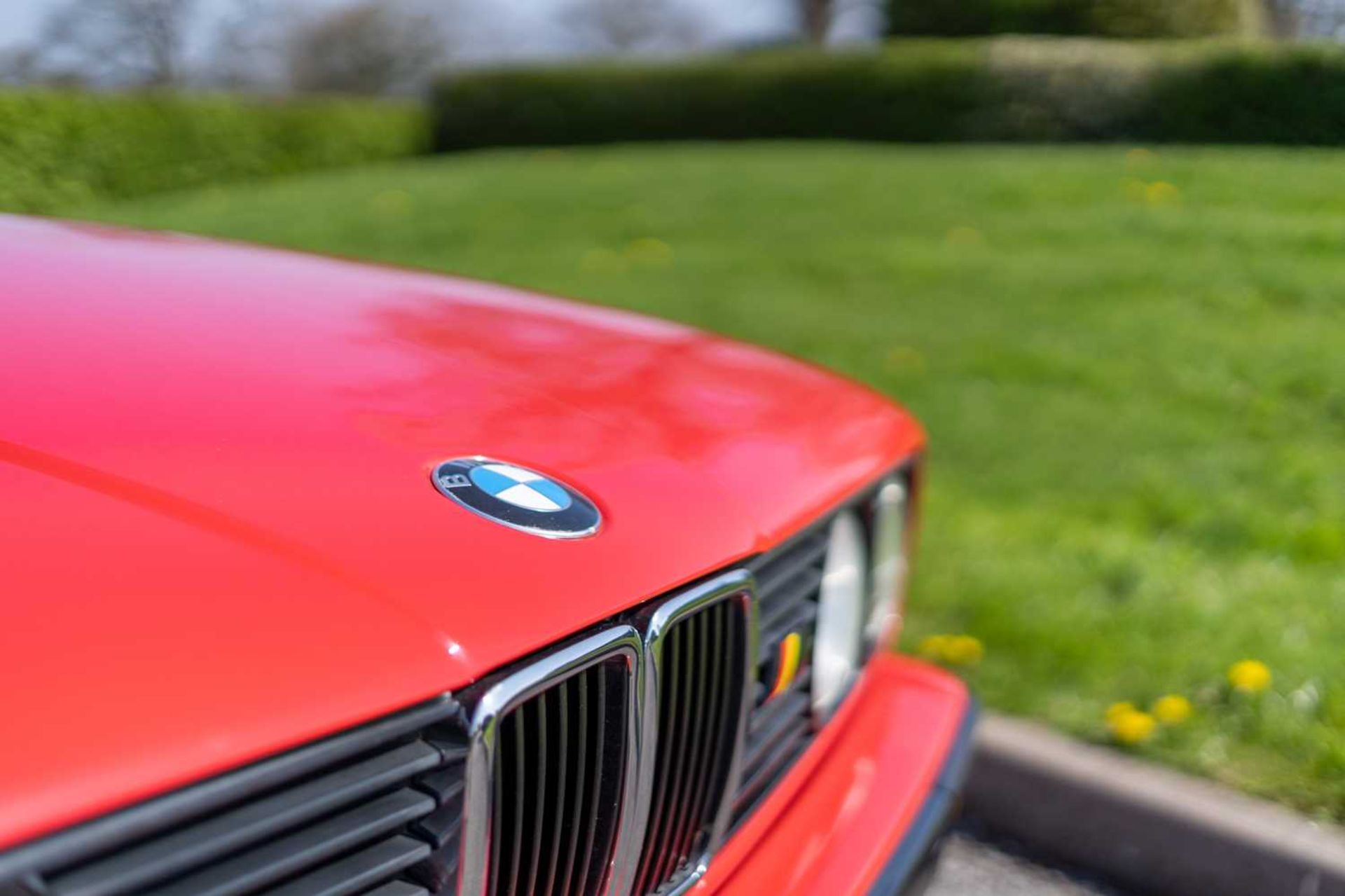 1990 BMW 325i Cabriolet  Desirable Manual gearbox, complete with hard top  - Image 31 of 72