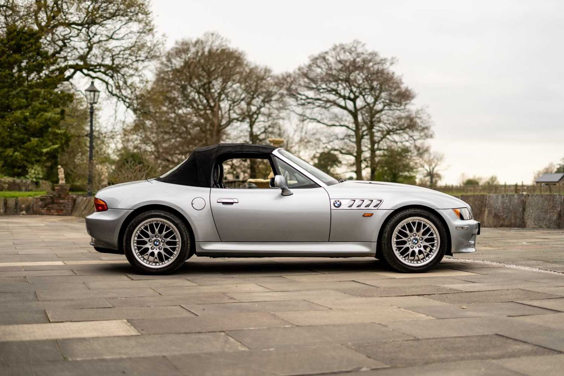 1997 BMW Z3 2.8 Same family ownership for 22 years, Desirable manual with 12 months MOT  - Image 12 of 66