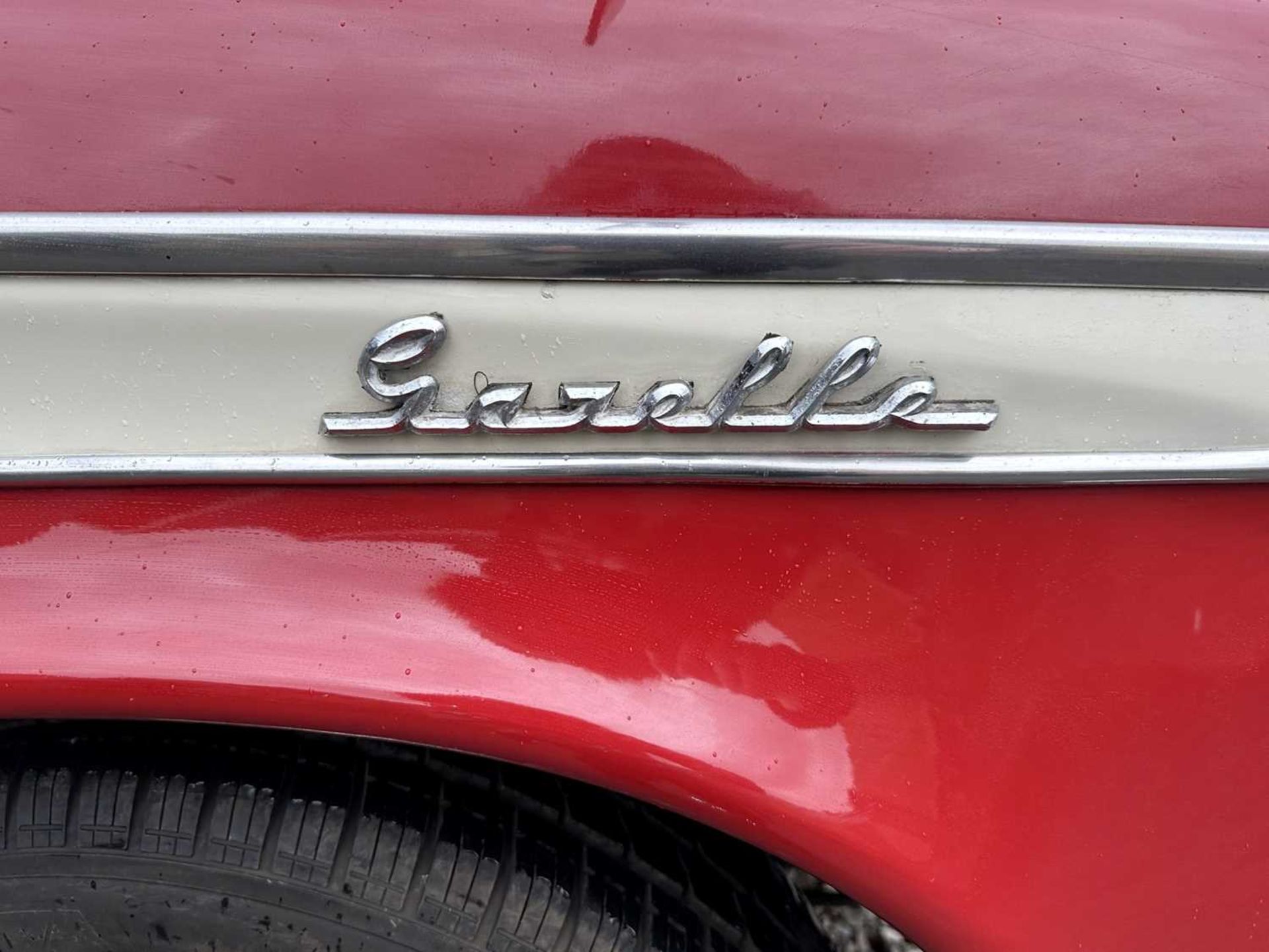 1961 Singer Gazelle Convertible Comes complete with overdrive, period radio and badge bar - Bild 83 aus 95
