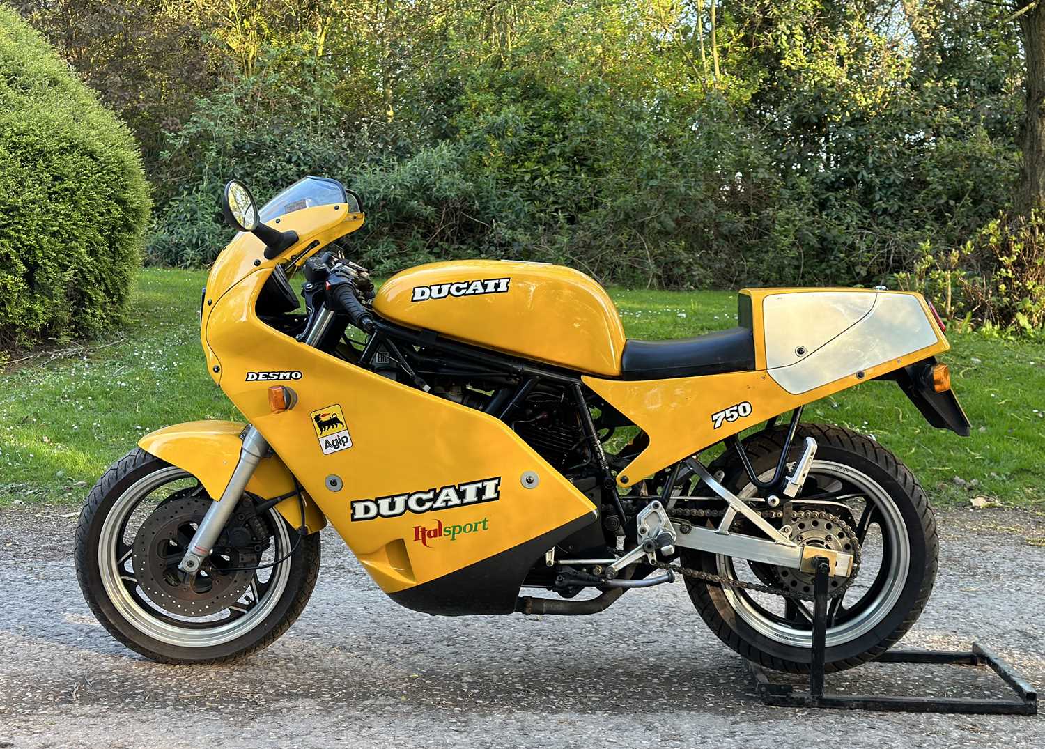1990 Ducati 750 Sport Desmo - Image 2 of 17