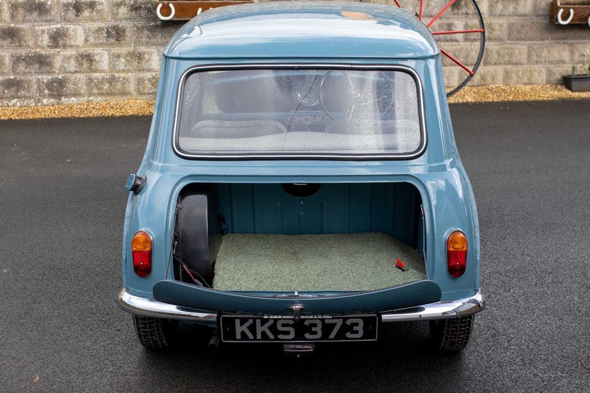 1959 Morris Mini Minor Early floor-start example, fully restored - Image 37 of 93