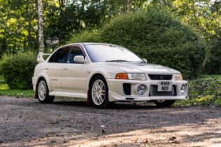 1998 Mitsubishi Lancer Evo V 4WD, 276BHP rally-ready car for the roads