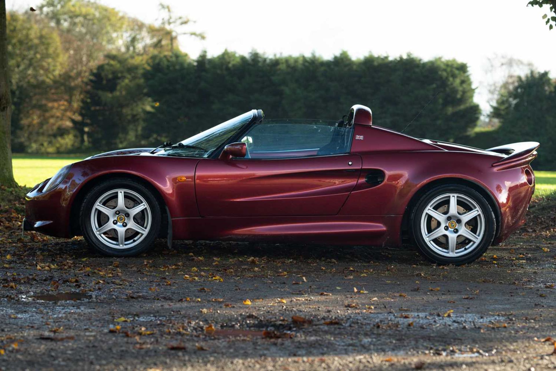 2000 Lotus Elise 111S A five-keeper, 68,085-mile example, upgraded with Corbeau race seat / harness  - Image 6 of 51