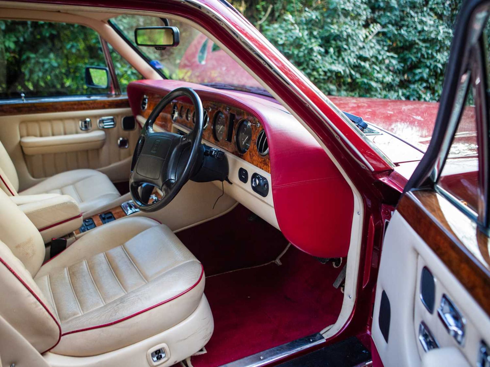 1994 Bentley Brooklands ***NO RESERVE*** Recently the subject of much maintenance to the drivetrain, - Image 33 of 44