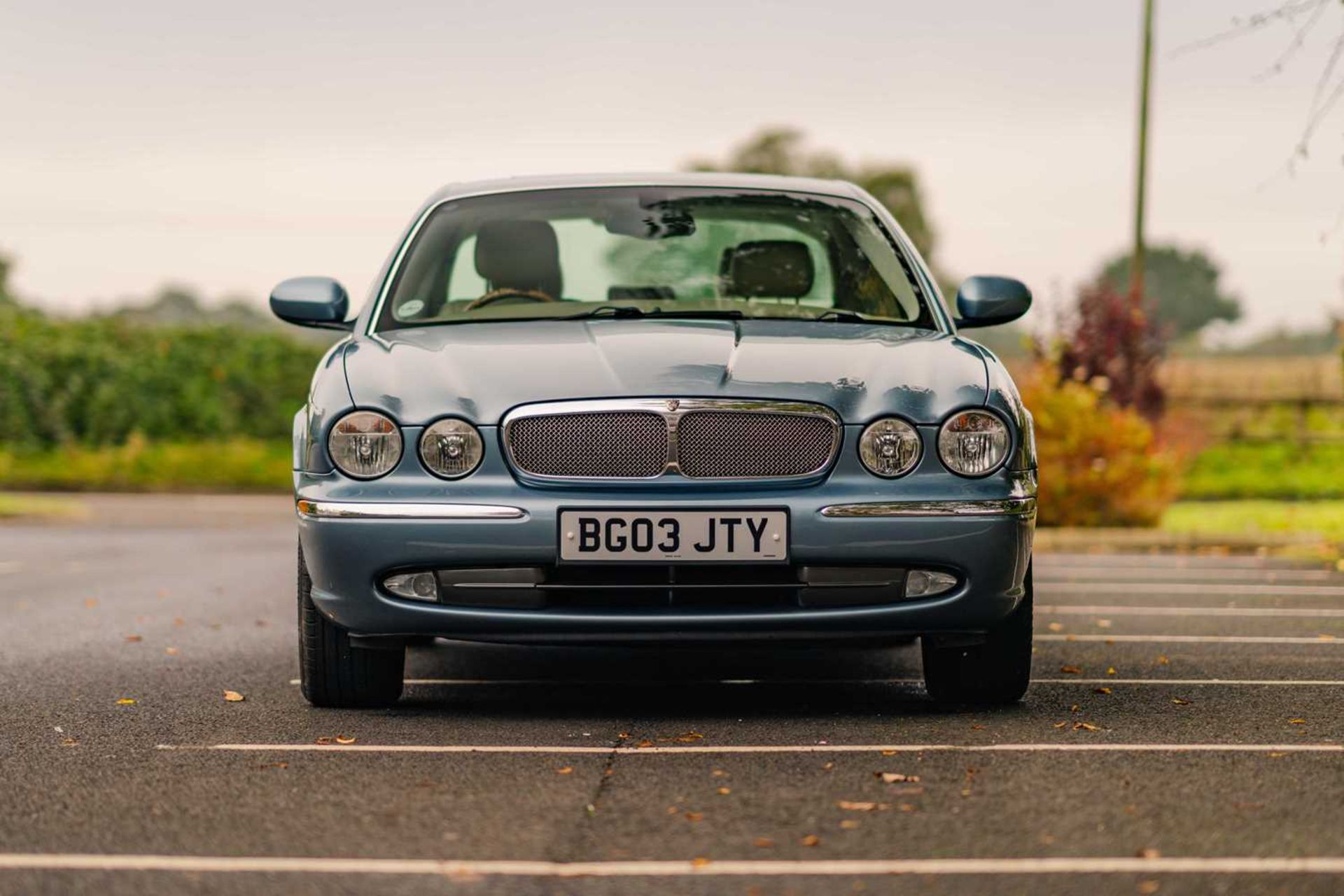 2003 Jaguar XJ8 4.2 V8 SE Range-topping 'Special Equipment' model, with a current MOT and warranted  - Image 64 of 124