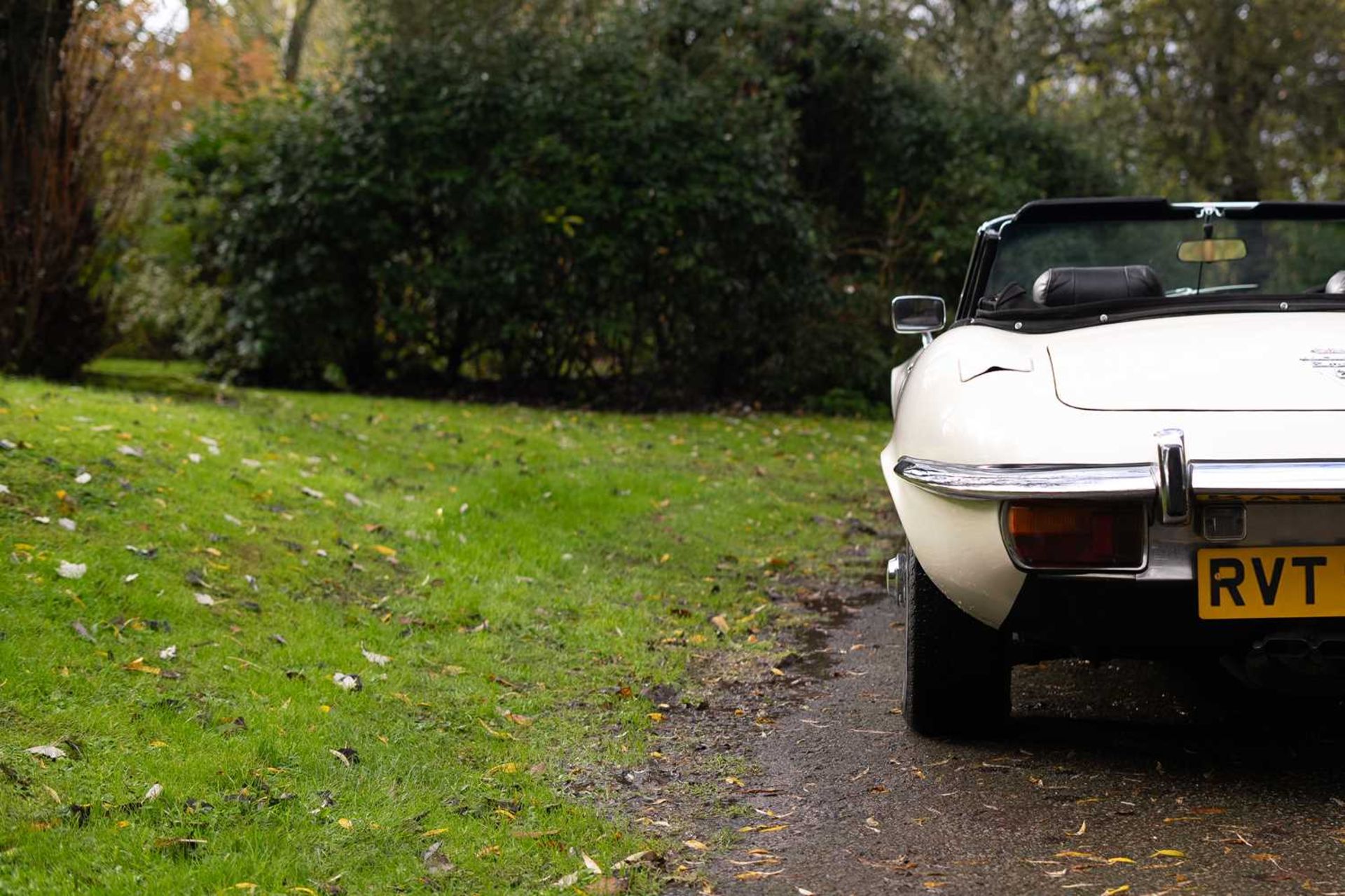 1973 Jaguar E-Type Roadster  A credible 37,000 mile right-hand drive, home market example, specified - Image 9 of 58