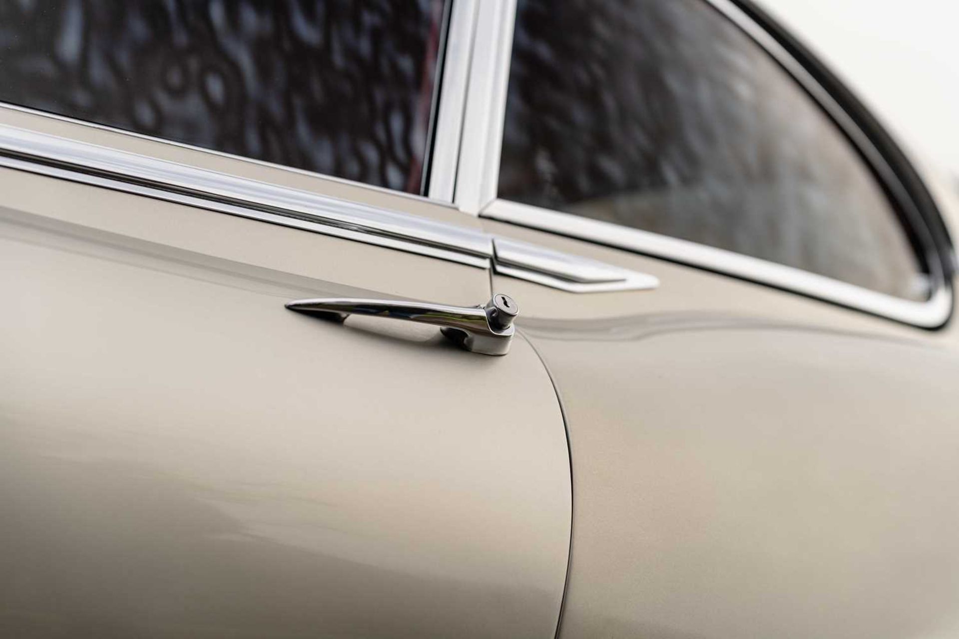 1971 Jaguar E -Type Coupe 5.3 Finished in the special order colour of Pale Pearl Metallic Silver. Re - Image 16 of 58