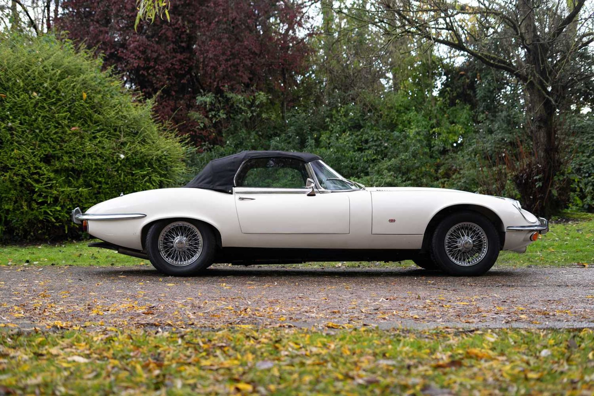1973 Jaguar E-Type Roadster  A credible 37,000 mile right-hand drive, home market example, specified - Image 14 of 58