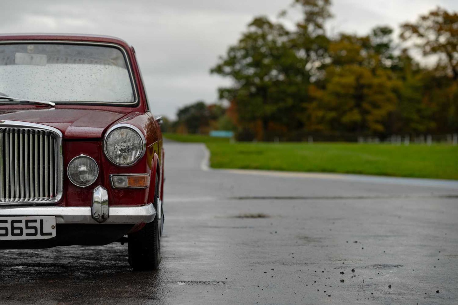 1972 Vanden Plas Princess 1300 Rumoured to be one of just 28 survivors still registered for UK roads - Image 4 of 53