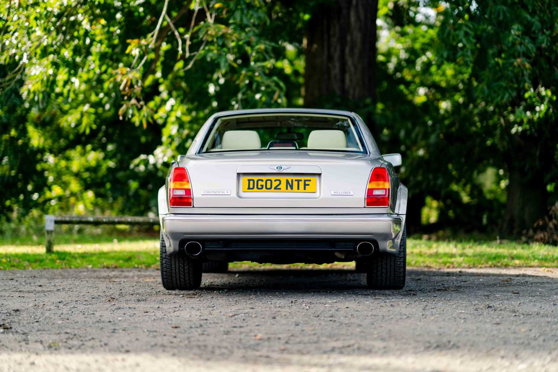 2002 Bentley Continental R Mulliner Desirable wide-body, Mulliner specification and believed to be o - Image 9 of 60