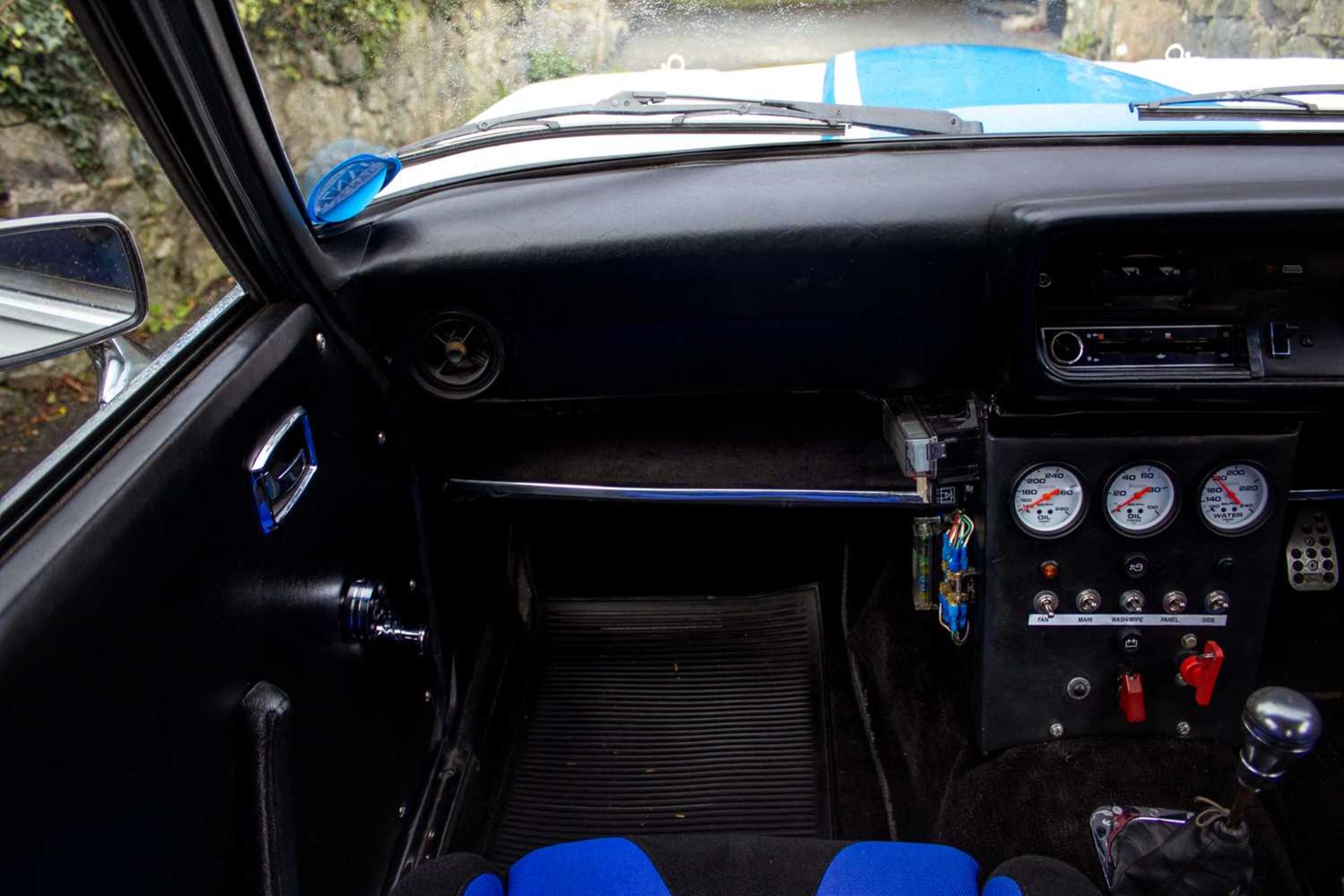 1972 Ford Capri MK 1 Works touring car evocation, powered by a JE-prepared 4.2-litre Rover V8 unit - Image 65 of 90