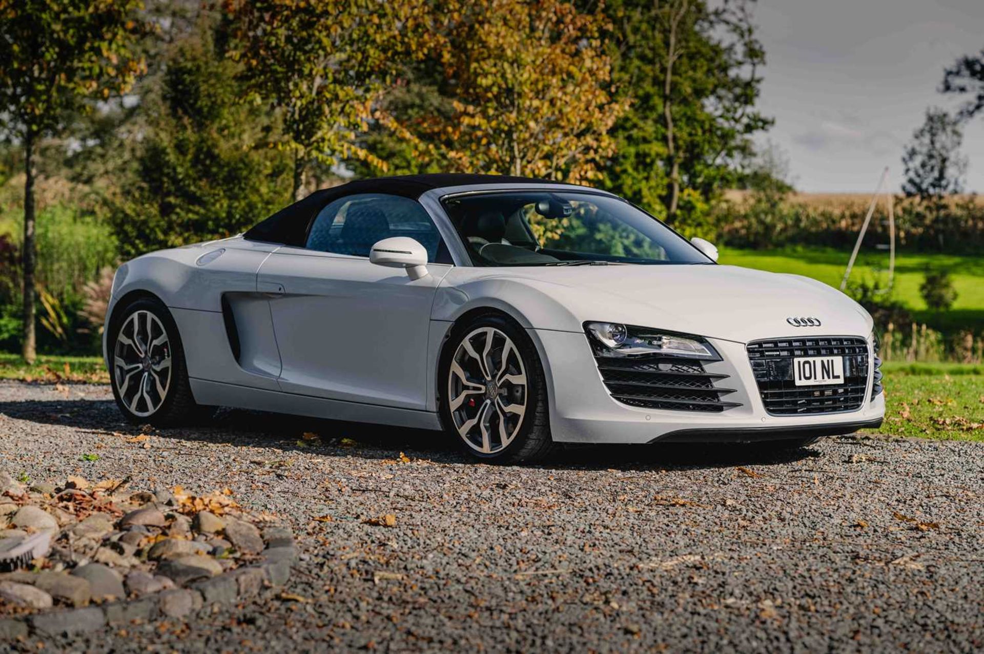 2010 Audi R8 Spyder V8 Specified in Suzuka Grey, with a Black Nappa leather interior and just 22,500 - Image 2 of 57