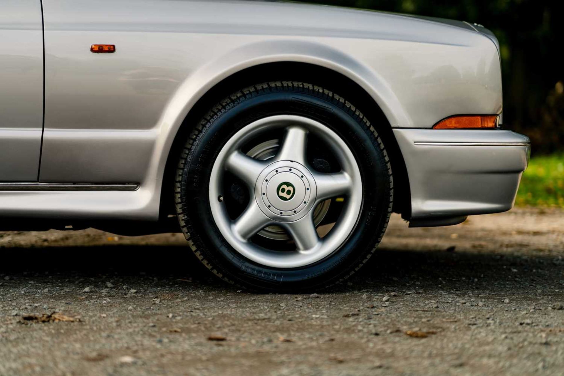 2002 Bentley Continental R Mulliner Desirable wide-body, Mulliner specification and believed to be o - Image 16 of 60