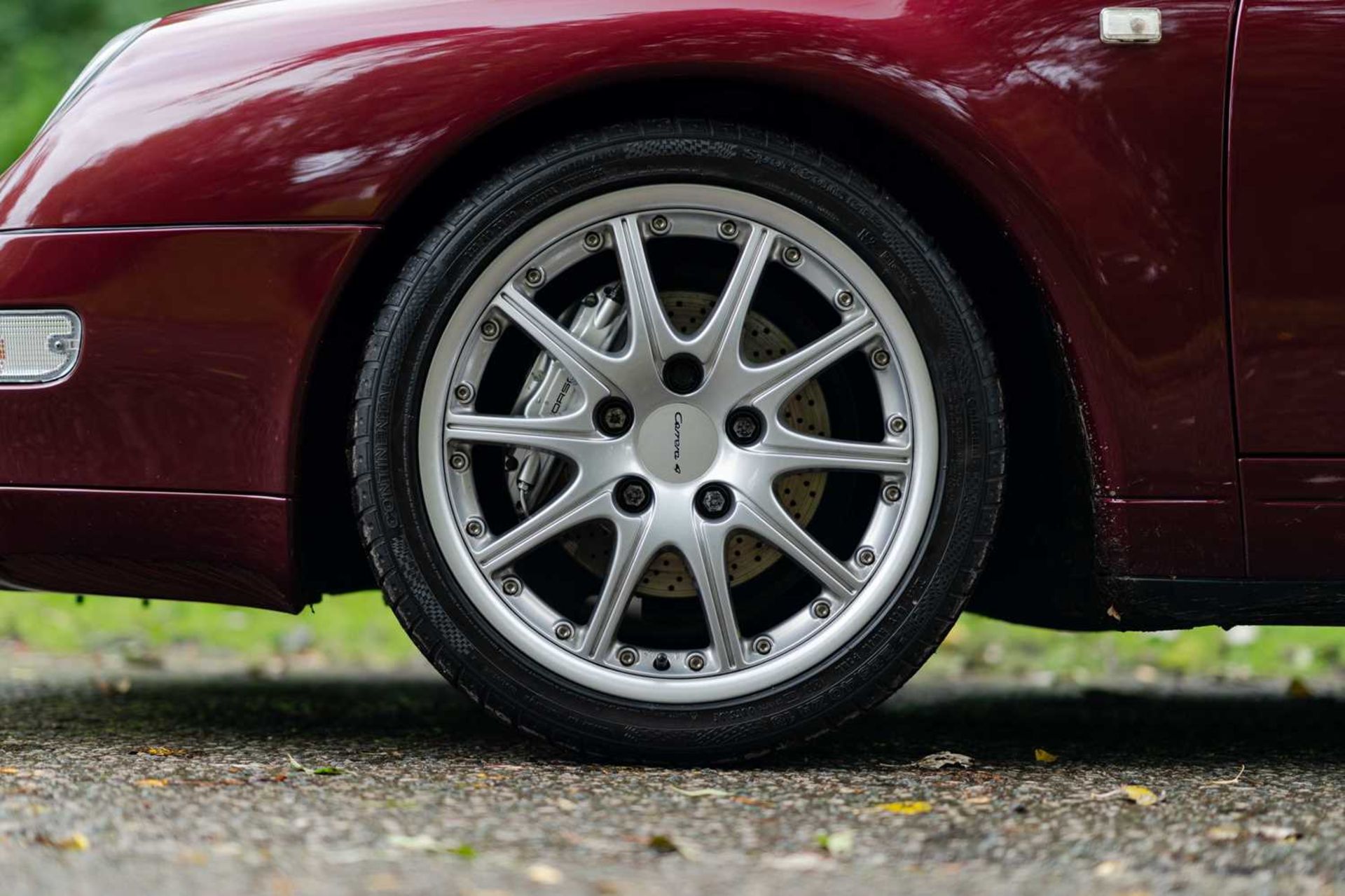 1996 Porsche 911 Carrera 4 Two-owner, 64k mile example with full service history. Rides on upgraded  - Image 16 of 64