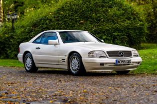 1996 Mercedes-Benz SL 320 ***NO RESERVE*** Just five custodians from new and displaying a credible 8