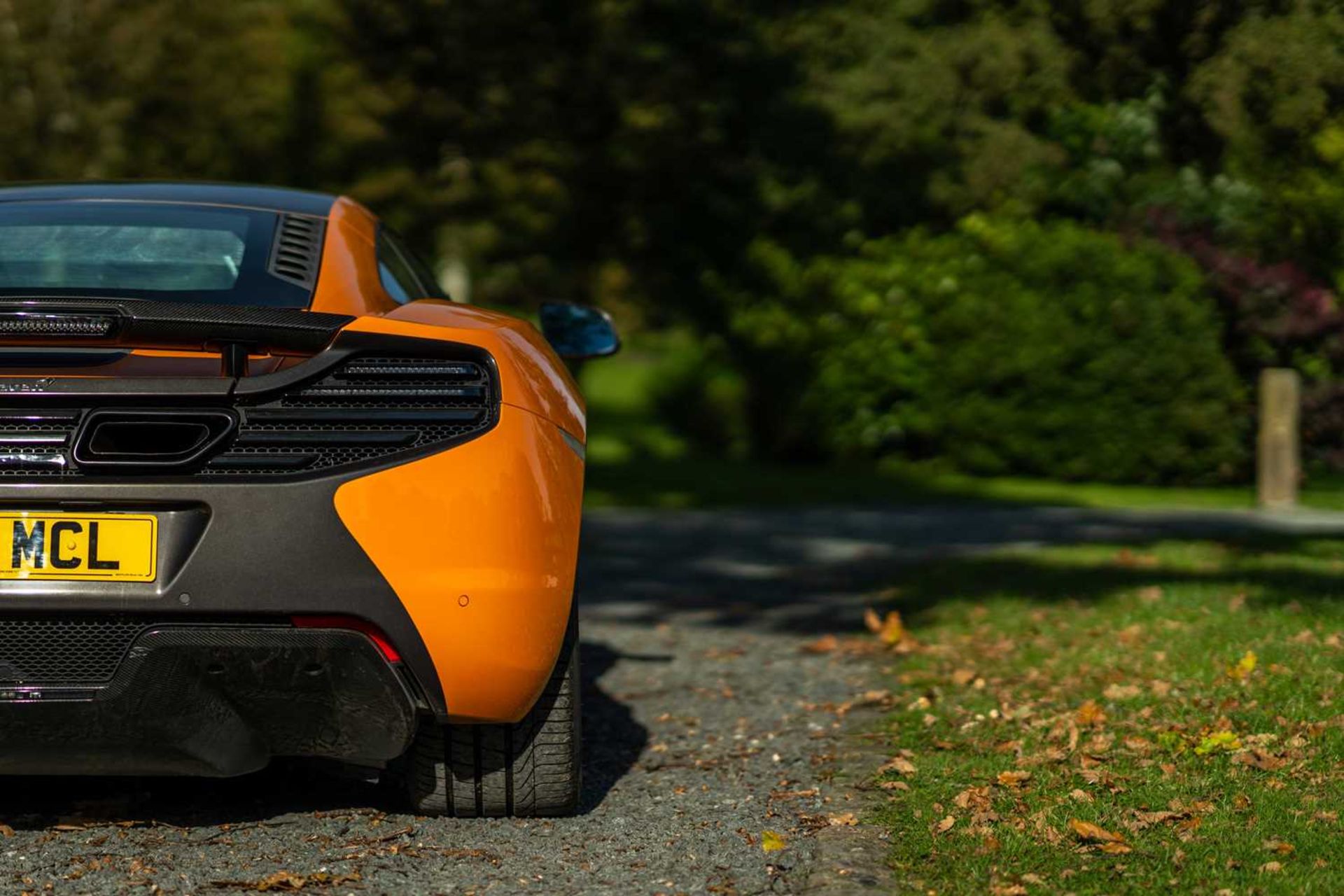 2011 McLaren MP4-12C Finished in striking Papaya 'McLaren Orange' and just over 29,000 warranted mil - Image 11 of 52