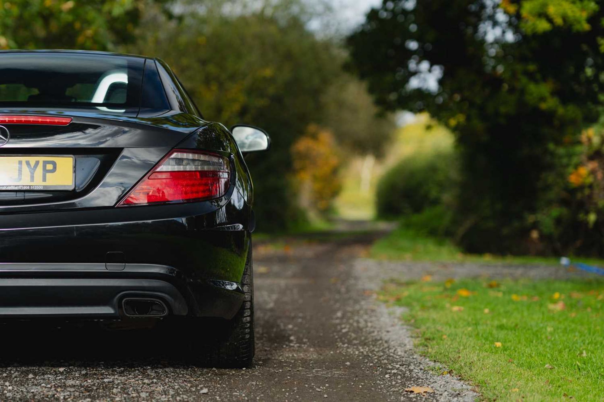 2015 Mercedes SLK200 AMG Sport A genuine two-keeper, 35,950 miles example, complemented by full serv - Image 13 of 69