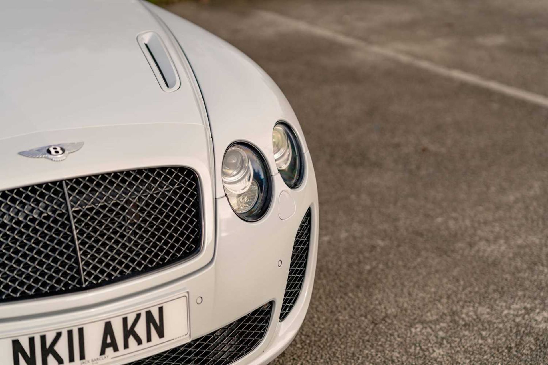 2011 Bentley GTC Supersports Finished in striking Glacier White and riding on gloss black 20” alloy  - Image 20 of 68