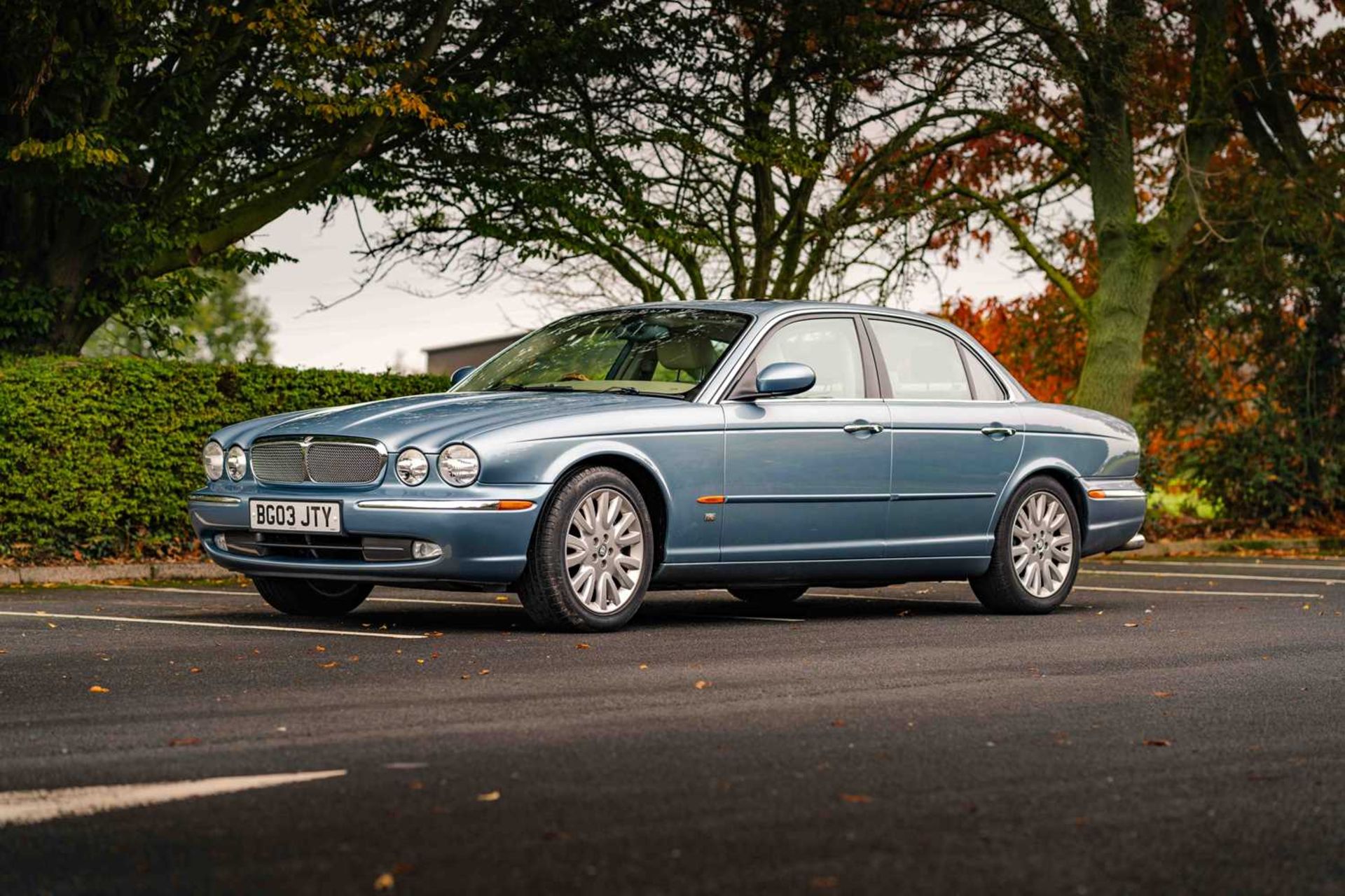 2003 Jaguar XJ8 4.2 V8 SE Range-topping 'Special Equipment' model, with a current MOT and warranted  - Image 66 of 124