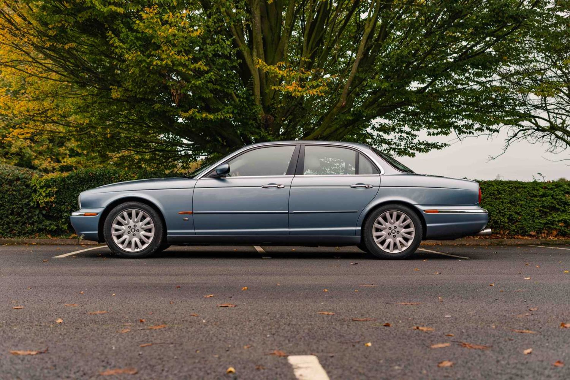 2003 Jaguar XJ8 4.2 V8 SE Range-topping 'Special Equipment' model, with a current MOT and warranted  - Image 67 of 124