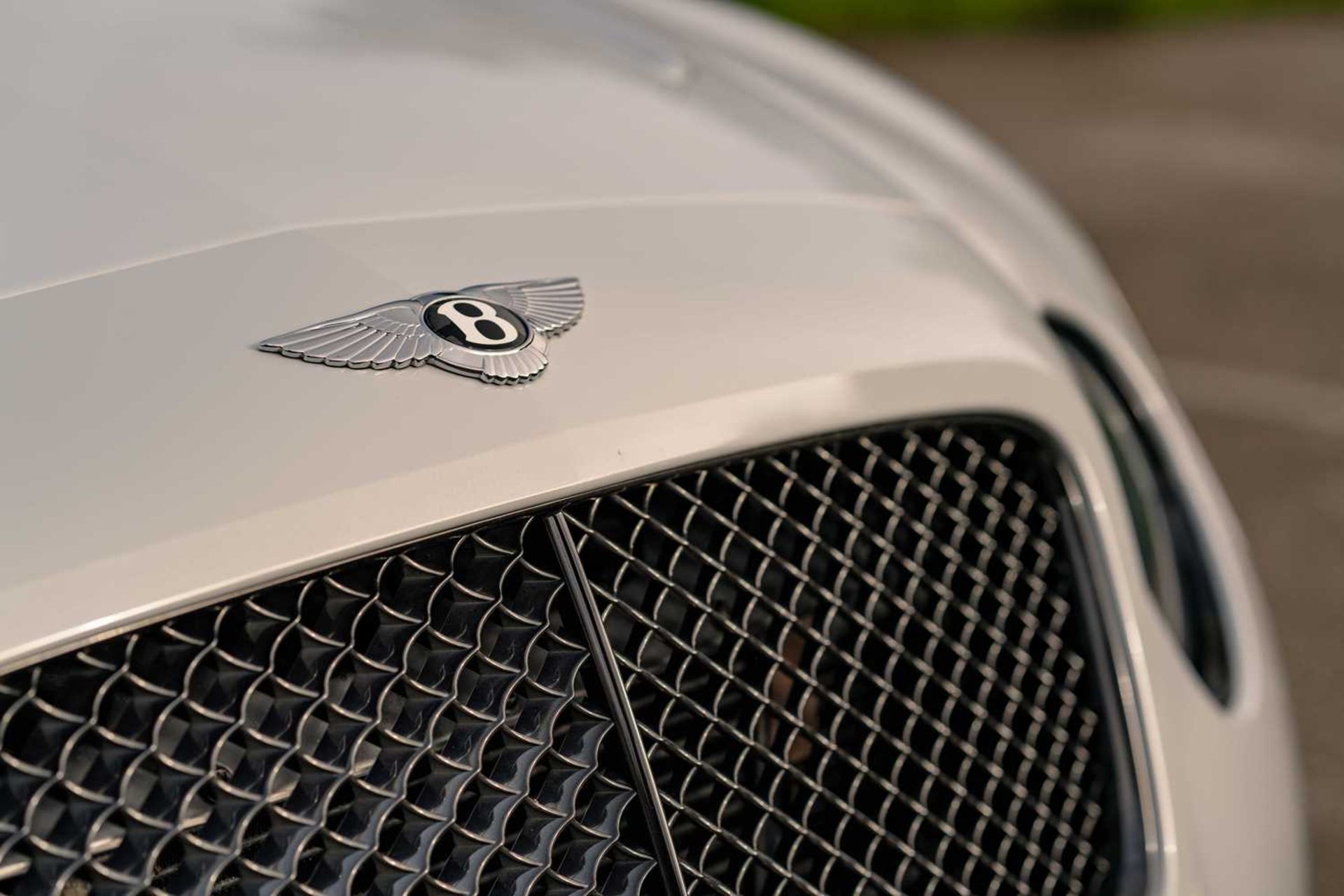 2011 Bentley GTC Supersports Finished in striking Glacier White and riding on gloss black 20” alloy  - Image 35 of 68