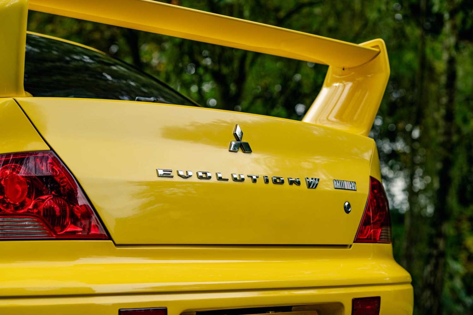 2001 Mitsubishi Lancer Evolution VII Subtly upgraded and previous long-term (seventeen year) ownersh - Image 26 of 64