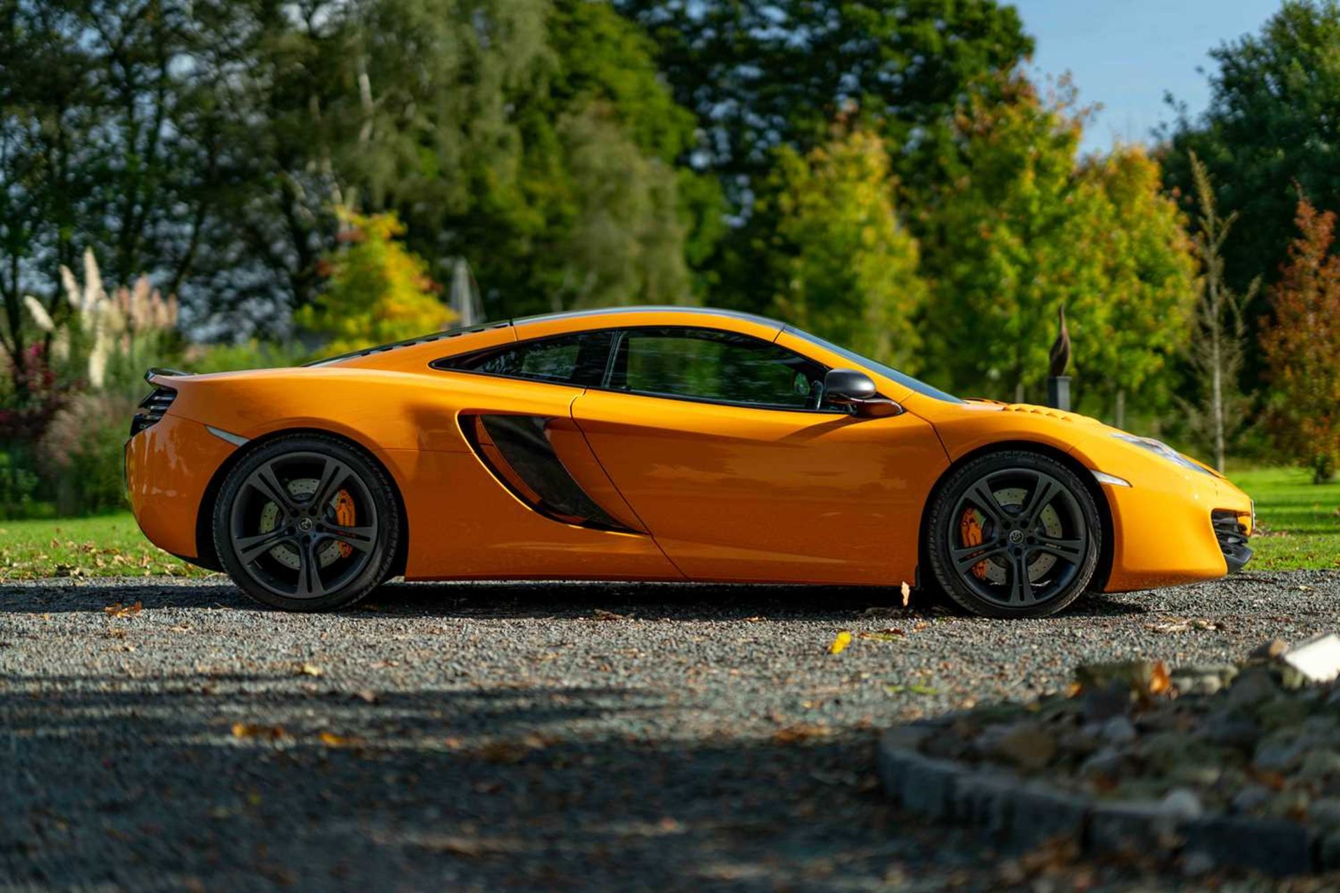 2011 McLaren MP4-12C Finished in striking Papaya 'McLaren Orange' and just over 29,000 warranted mil - Image 13 of 52