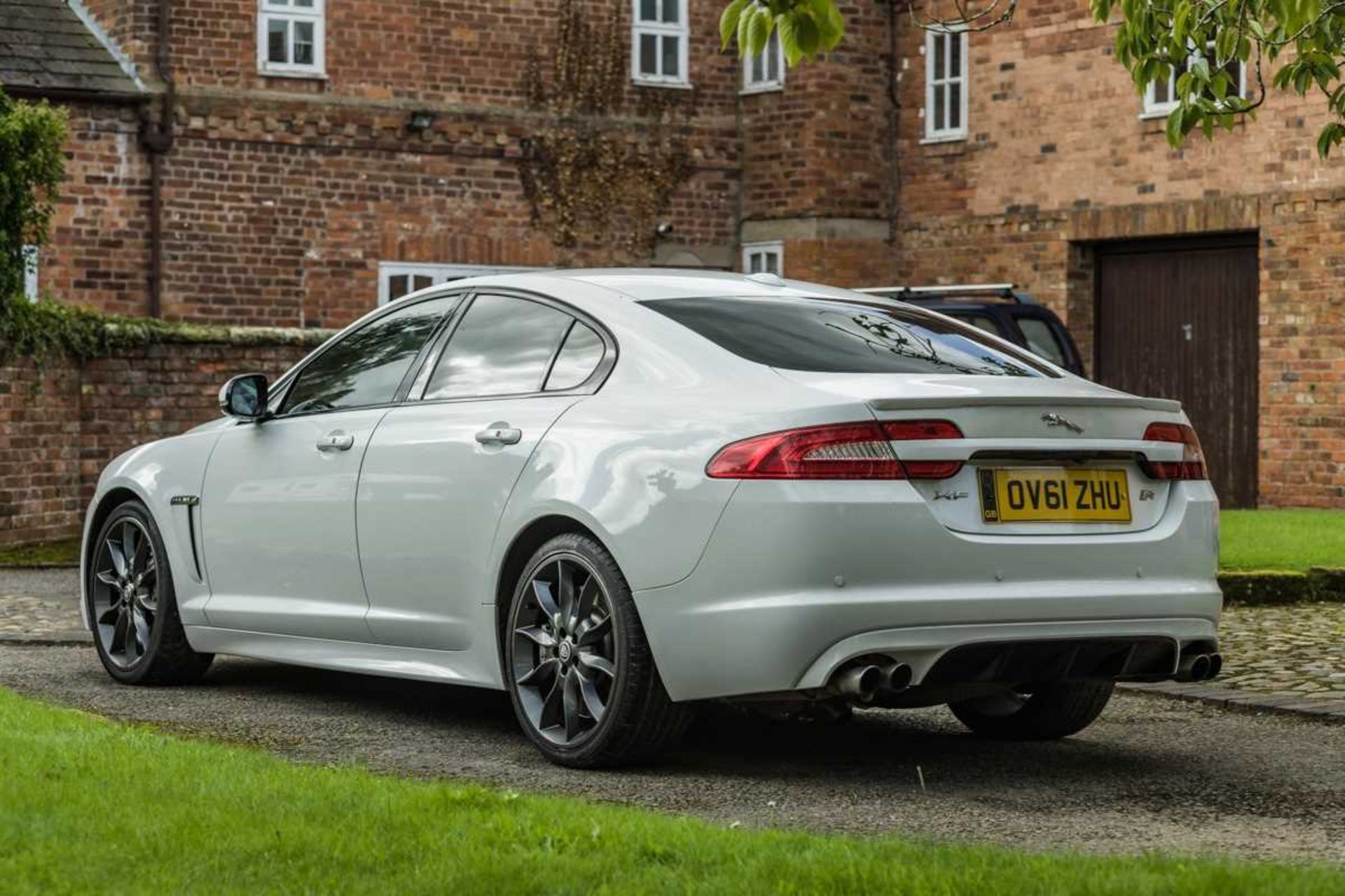 2011 Jaguar XFR Saloon 500 horsepower four-door super saloon, with an enviable factory specification - Image 7 of 83