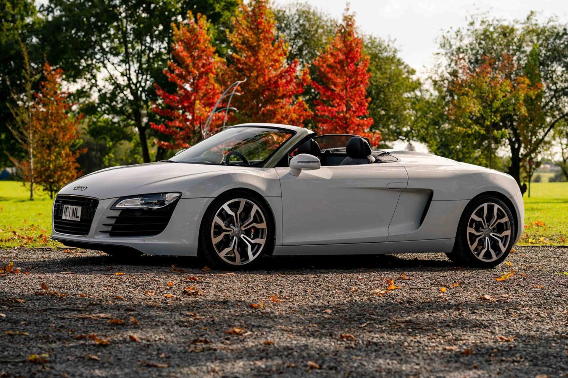 2010 Audi R8 Spyder V8 Specified in Suzuka Grey, with a Black Nappa leather interior and just 22,500 - Image 6 of 57